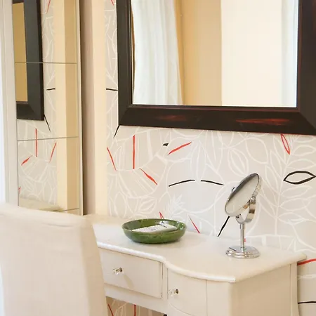 Ponte Vecchio Luxury Retreat *