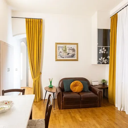 Apartment Ponte Vecchio Luxury Retreat