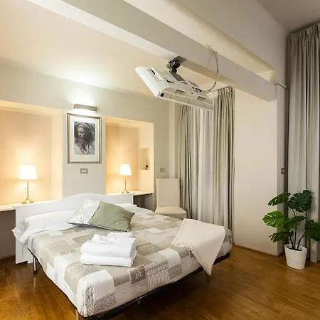 Ponte Vecchio Luxury Retreat Apartment