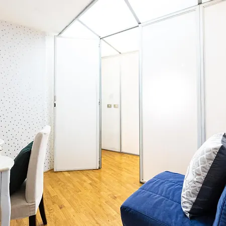 Ponte Vecchio Luxury Retreat Apartment Florence